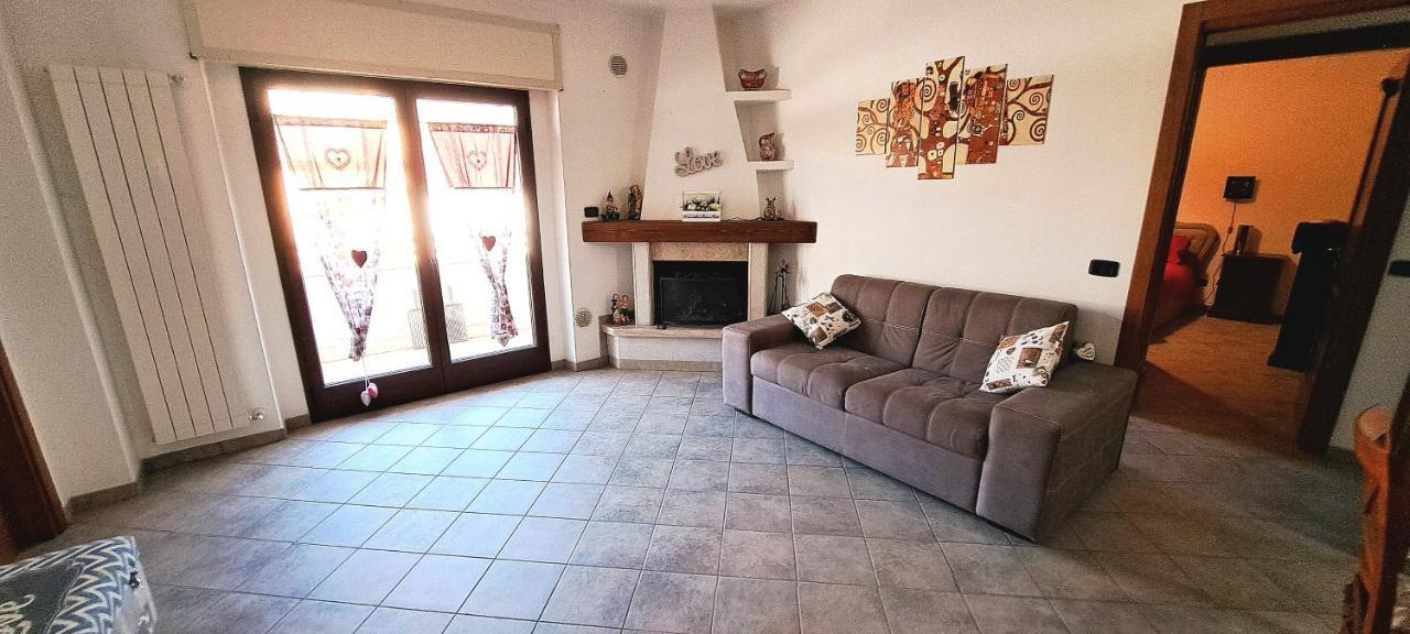 Casa incantevole con camino vicino Roccaraso Ateleta Esterno foto